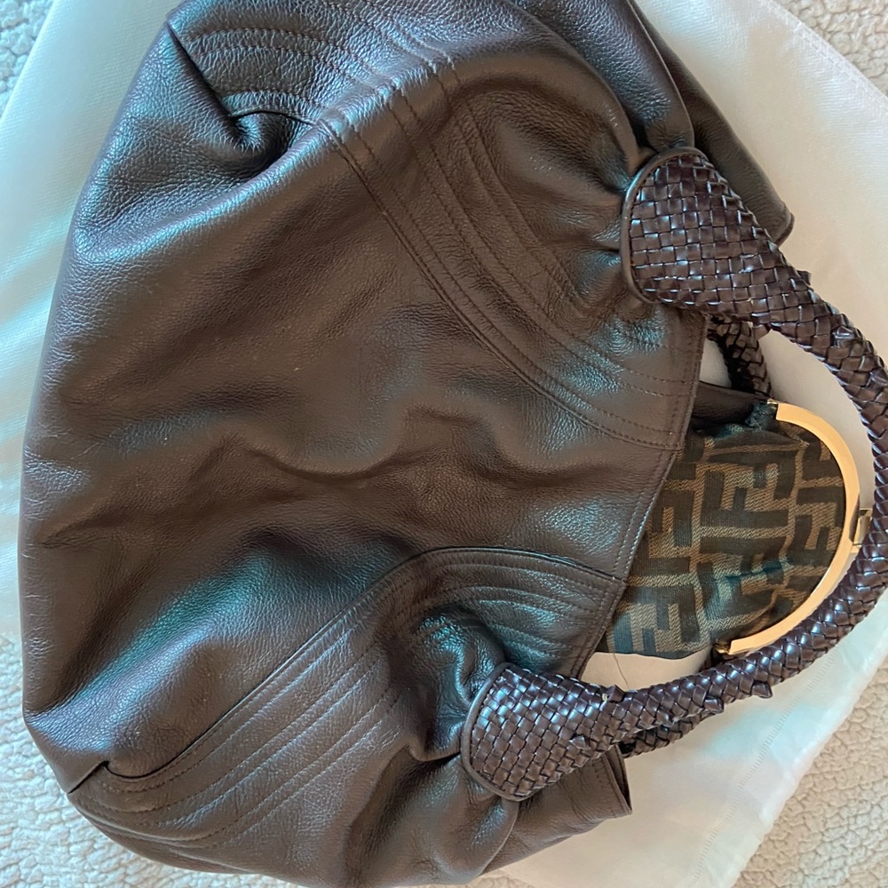 Authentic FENDI handbag - Picture 8 of 14